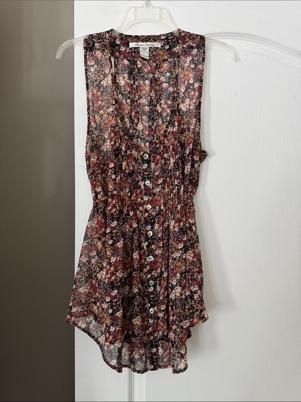 🌷American Rag -Floral Pleated Sleeveless Top🌷